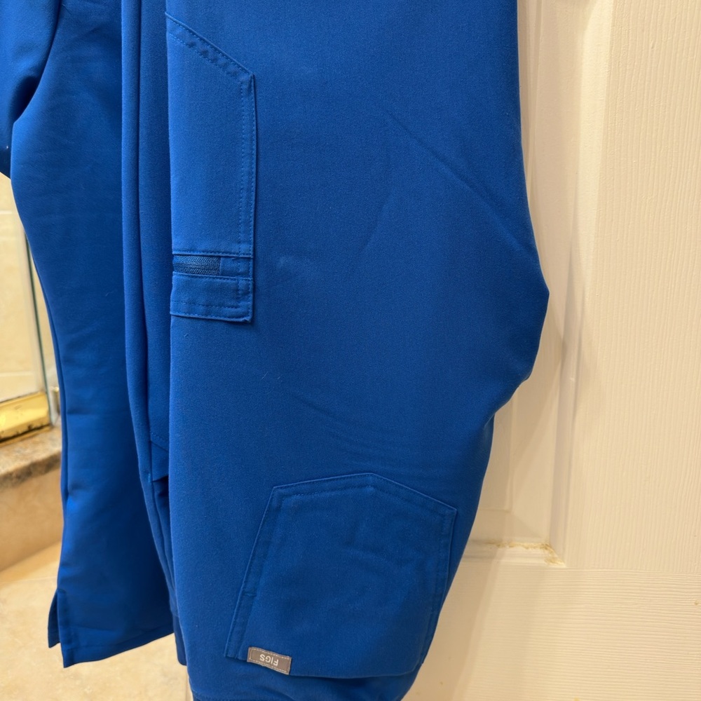 Figs Women's Royal Blue Zamora Jogger Scrub Pants